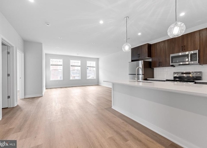 26 S York Road - Photo 1