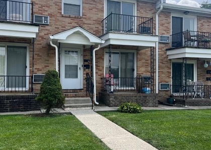 106 Dartmouth Avenue - Photo 1