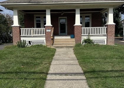 269 W Kings Highway - Photo 1