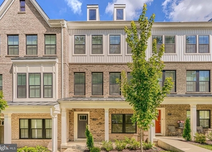 11409 Starlight Place - Photo 1