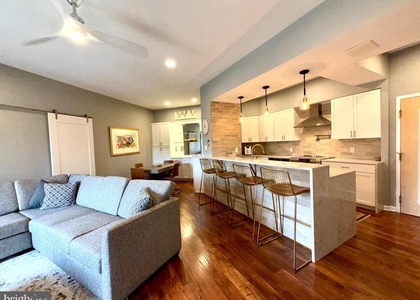 2111 Wisconsin Avenue Nw - Photo 1