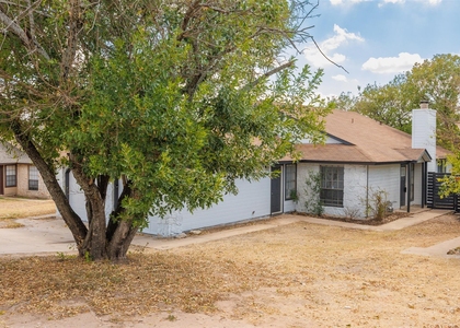 1905 Margalene Way - Photo 1