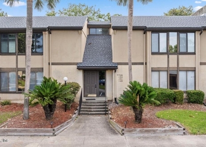 7749 Las Palmas Way - Photo 1
