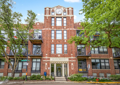 2300 W Wabansia Avenue - Photo 1
