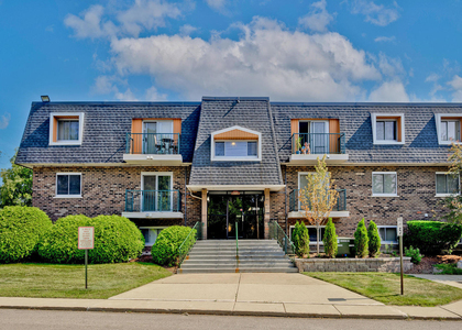 3849 N Parkway Drive - Photo 1