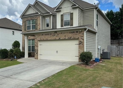 571 Collingsworth Lane - Photo 1