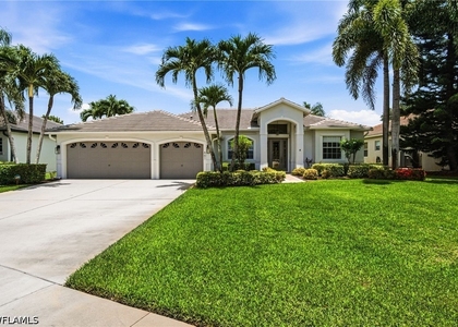 661 Grand Rapids Boulevard - Photo 1