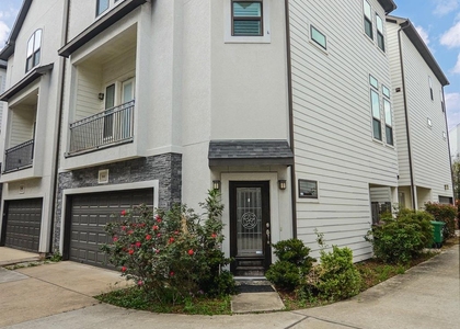 964 W 24th Street - Photo 1