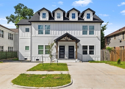 2406 Truxillo Street - Photo 1