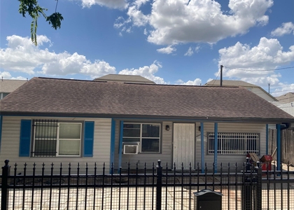 1339 Idylwild Street - Photo 1