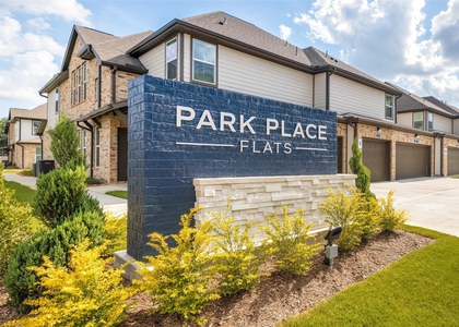 221 Park Place Circle - Photo 1