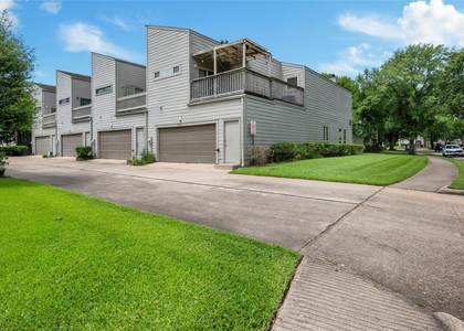 11709 Lakeside Place Drive - Photo 1