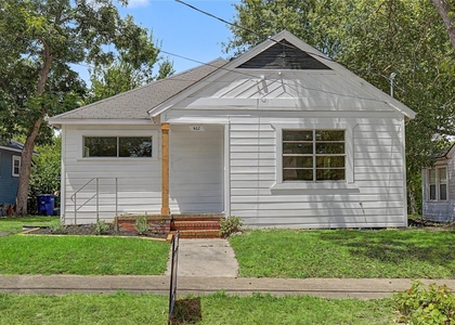 632 University Avenue - Photo 1