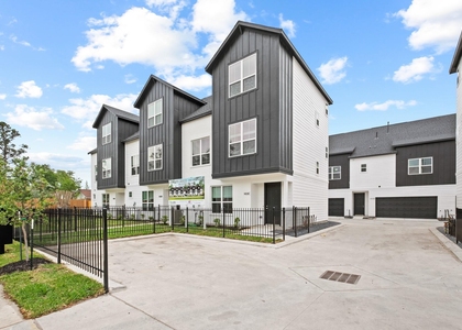 1404 Wycliffe Drive - Photo 1