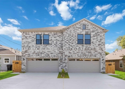 8215 Gladstone Street - Photo 1