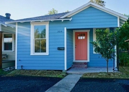 304 E 33rd Street - Photo 1
