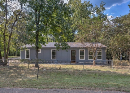 30519 Lake Circle Lane - Photo 1