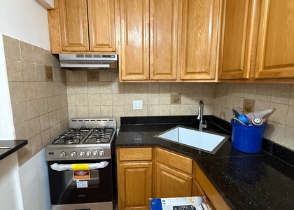85th street and 35th Avenue - Photo 1