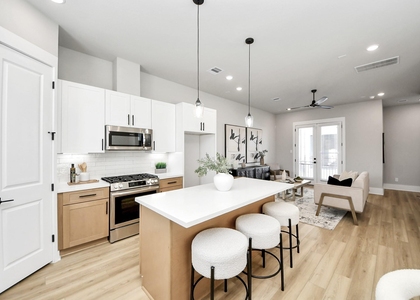 1104 Mansfield Street - Photo 1