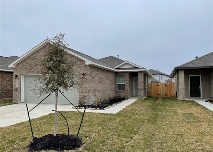 823 Redinger Ridge Drive - Photo 1