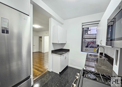 West 12 Street - Photo 1