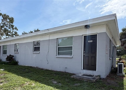 1016 Vine Ave Avenue - Photo 1