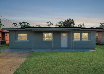 933 Marion Street - Photo 1