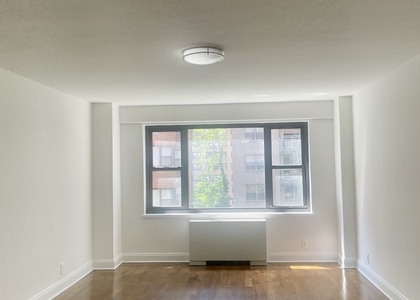 405 East 56th Street, 6J - Photo 1