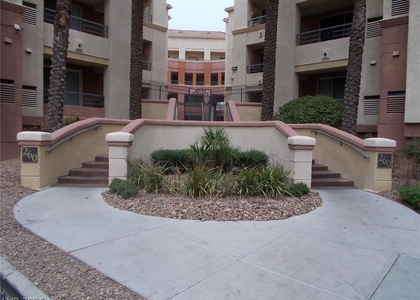 260 E Flamingo Road - Photo 1