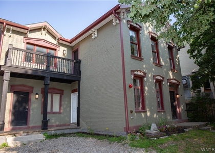 486 Franklin Street - Photo 1