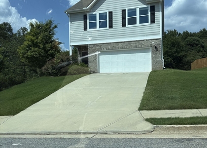 9220 Golfview Circle - Photo 1