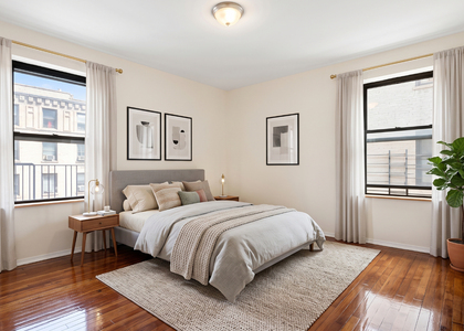 560 Isham Street #3J - Photo 1