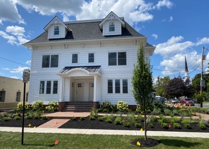 227 Lenox Ave - Photo 1