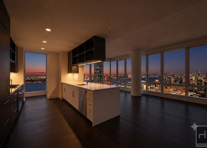 Tenth Avenue - Photo 1