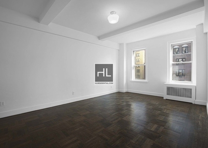 Fifth Avenue - Photo 1