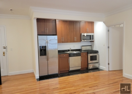 East 78 Street - Photo 1