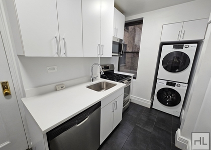 West 68 Street - Photo 1