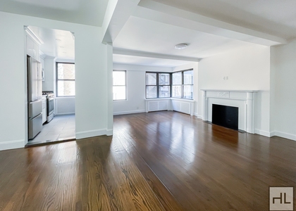 Fifth Avenue - Photo 1