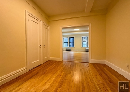 East 80th Street - Photo 1