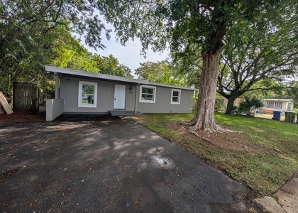 1733 Nw 18th Street - Photo 1