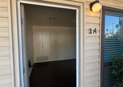 1901 E Lindsey Street - Photo 1