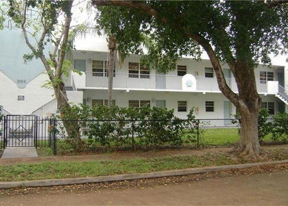 1925 Madison Street - Photo 1