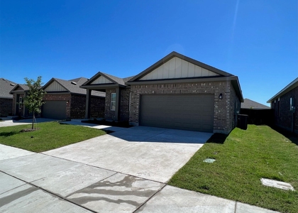 752 Richmond Drive - Photo 1