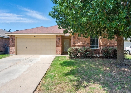 1429 Royal Meadows Trail - Photo 1
