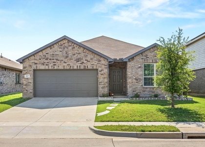 1017 Waverly Drive - Photo 1