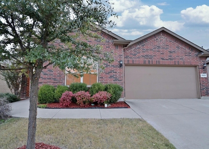 5921 Comanche Peak Drive - Photo 1