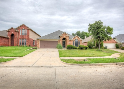 4637 Parkmount Drive - Photo 1