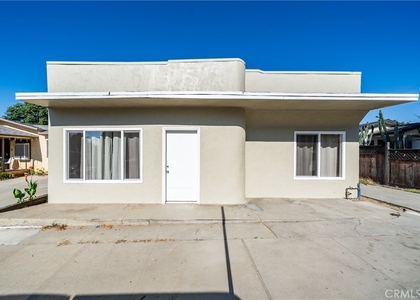 902 S Hope - Photo 1