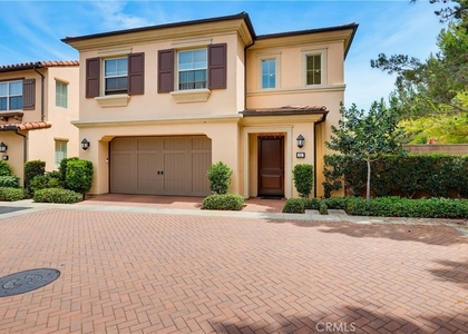 60 Sedgewick - Photo 1
