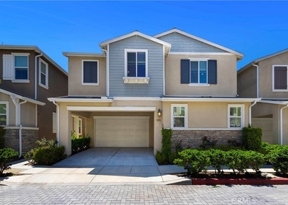 385 N Avelina - Photo 1
